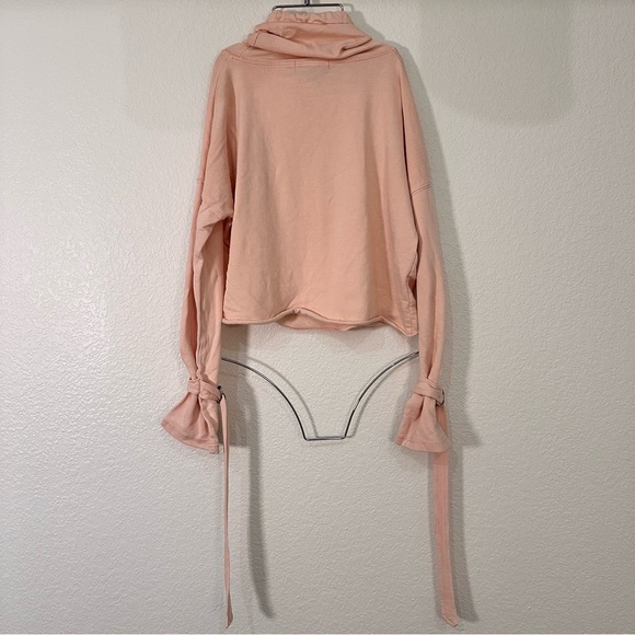 Missguided Peach Cuffed Sweatshirt - Picture 5 of 6